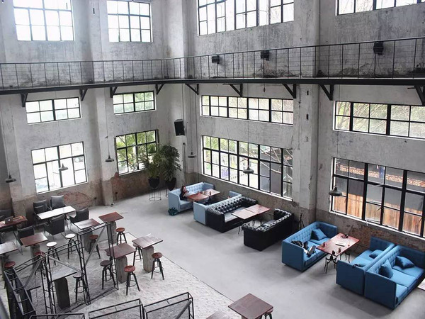 薦店︱這個舊廠房改造的咖啡館把極限挑戰男人幫都引來了!內有福利!